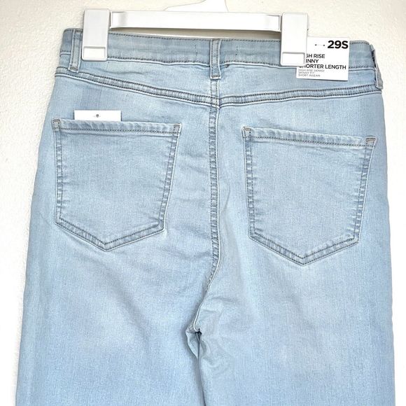 Forever 21 Womens Jeans Size 29 S High Rise Skinny Shorter Length Inseam  Light - Picture 4 of 13